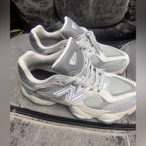 (NEW) New Balance 9060 Shadow Grey Concrete Silver Metallic Sneakers